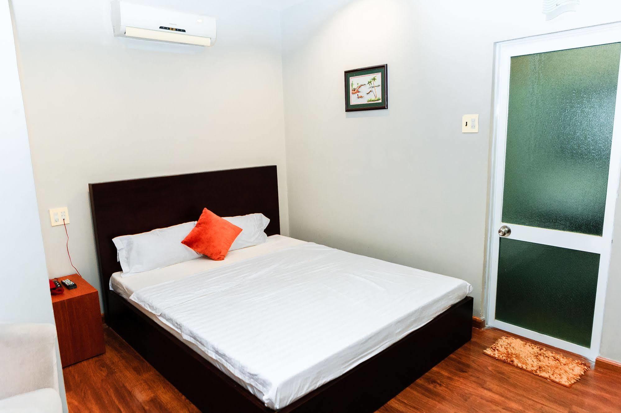Cosmos Hotel Nha Trang By Ht Exteriör bild