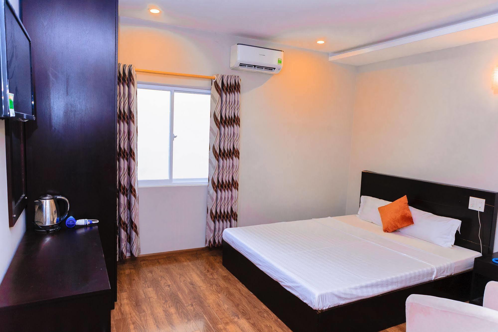 Cosmos Hotel Nha Trang By Ht Exteriör bild