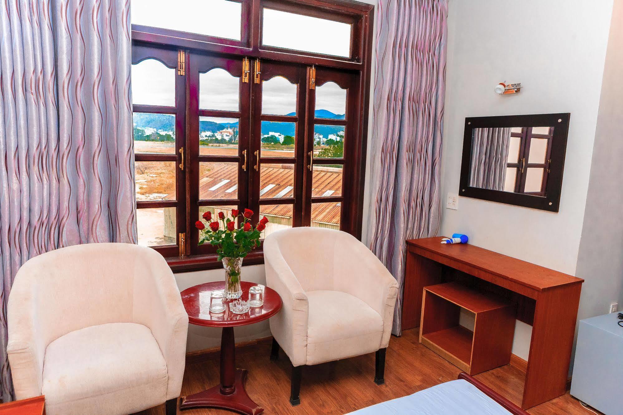 Cosmos Hotel Nha Trang By Ht Exteriör bild